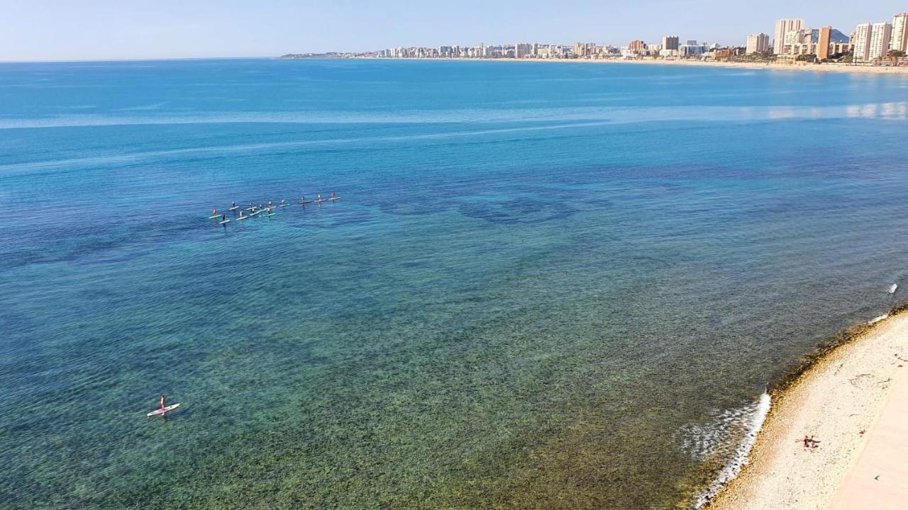 Sobre Las Olas Del Mar El Campello Buitenkant foto